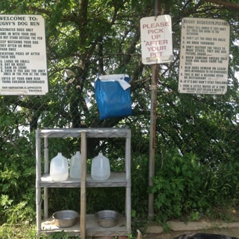 Bugsy's Dog Run - Water station, extra doggie bags, and the rules. - Dog Parks Near Me - Queens, New York