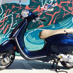Wynwood Scooter Rentals, Tours, Service & Sales - Wynwood Scooter Rentals VESPA