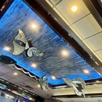 Atlantic Diner - Ceiling - American Near Me - Richmond Hill, New York