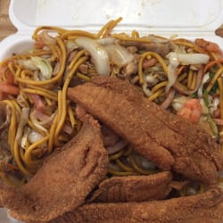 Hunting Island Fish Market - Filleted Tilipia and House Lo Mein. That Lo mein was EVERYTHING!!! I think I'm converted now!!!!!