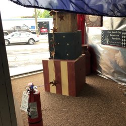 Hall of Fame Cafe - Front window view.