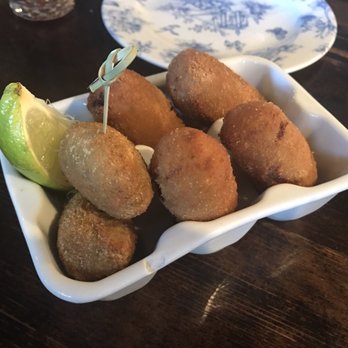 FINKA Table & Tap - Asian Fusion Near Me - Miami, Florida