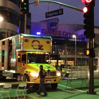 Oz Moving Storage 119 Photos 133 Reviews Movers 5900 S Eastern Ave Commerce Ca Phone Number Yelp