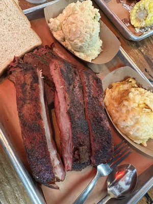 Mac's BBQ by null