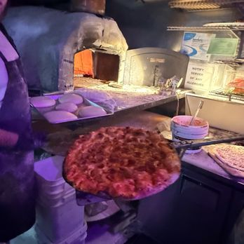 Shimmy’s Pizza - Right out of the oven - Food Trucks Near Me Shimmy’s Pizza - Right out of the oven - Food Trucks Near Me