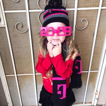 T-Mobile - She loves The at-Mobile Tuesday App - Mobile Phones Near Me - Bakersfield, California T-Mobile - She loves The at-Mobile Tuesday App - Mobile Phones Near Me - Bakersfield, California