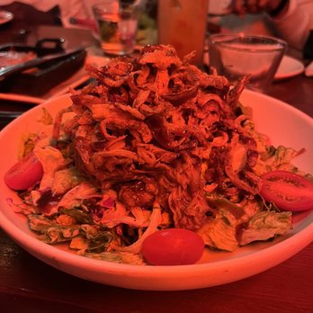 Sharps Roasthouse - Wenatchee Applewood Smoked Pulled Pork Salad...yum! - American Near Me - SeaTac, Washington