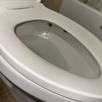 The Montcler Hotel - Dirty toilet, won't flush - Hotels Near Me - Sandwich, Illinois The Montcler Hotel - Dirty toilet, won't flush - Hotels Near Me - Sandwich, Illinois