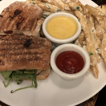 Concord's Colonial Inn - The Alcott sandwich with truffle fries. THUD ! - Hotels Near Me - Concord, Massachusetts Concord's Colonial Inn - The Alcott sandwich with truffle fries. THUD ! - Hotels Near Me - Concord, Massachusetts