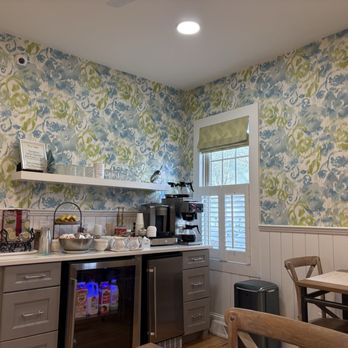 Town and Tide - Front house is where kitchen is served from 8am-10 am - Bed & Breakfast Near Me - Newport, Rhode Island Town and Tide - Front house is where kitchen is served from 8am-10 am - Bed & Breakfast Near Me - Newport, Rhode Island