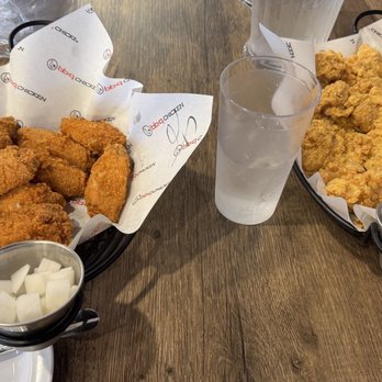 bb.q Chicken Ann Arbor - Spicy original is my favorite, really crispy outside and juicy inside. Cheesling is great as well, real cheesy! - Chicken Shop Near Me - Ann Arbor, Michigan