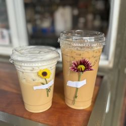 Roaming Roast Coffee Trailer - Lemon Meringue & Vanilla Latte