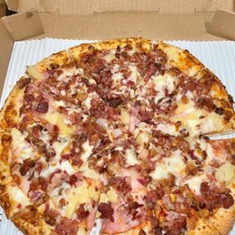 Spicy Hawaiian Pizza (before sauce)   @hybrideater