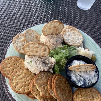 Bongos Beach Bar and Grille - Sunset Seafood Trio - Bars Near Me - St. Pete Beach, Florida
