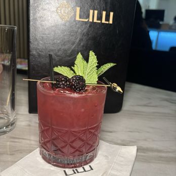 Lilli Restaurant and Bar - BlackBerry Smash - Caribbean Near Me - New York, New York Lilli Restaurant and Bar - BlackBerry Smash - Caribbean Near Me - New York, New York