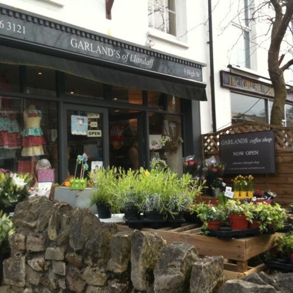 Garlands - Florists Near Me - Cardiff, CRF