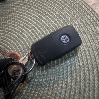 Gio’s Locksmith Services - Key fob - Keys & Locksmiths Near Me