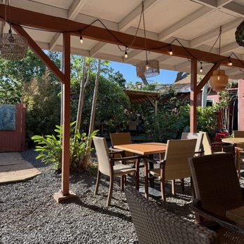 Island Fresh Café - Patio seating - Breakfast & Brunch Near Me - Paia, Hawaii Island Fresh Café - Patio seating - Breakfast & Brunch Near Me - Paia, Hawaii