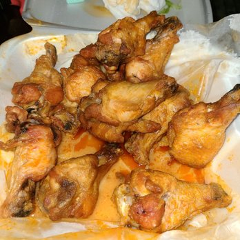 Union Jack's Pub - buffalo wings - Pubs Near Me - Glenside, Pennsylvania