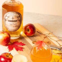 New World Distillery - Seasonal Apple Brandy: Uncharted Series