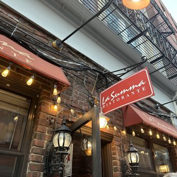 La Summa - Italian Near Me - Boston, Massachusetts