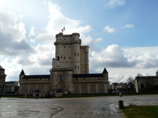 Château de Vincennes by null