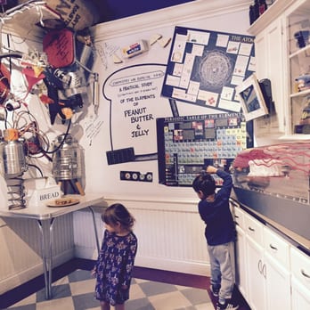 Pennypickle's Workshop - Kitchen peanut butter and jelly invention - Children's Museums Near Me - Temecula, California