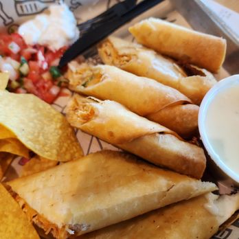 Tijuana Flats - Kicking Chicken Flauntas - Tex-Mex Near Me - Ponte Vedra, Florida