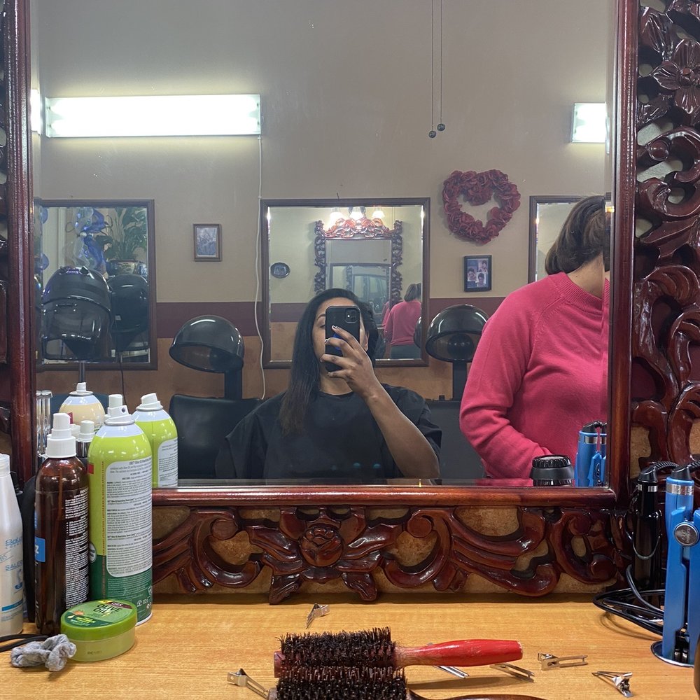 Bienmary Dominican Salon - Blowout - Hair Stylists Near Me - Baltimore, Maryland Bienmary Dominican Salon - Blowout - Hair Stylists Near Me - Baltimore, Maryland