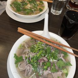 Binh Minh - Beef pho and shrimp pho