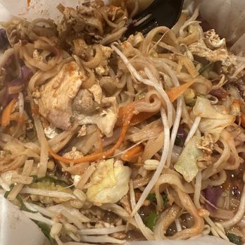 Racha Thai Cuisine - Pad Thai, pad see ew - Thai Near Me - Waikoloa, Hawaii Racha Thai Cuisine - Pad Thai, pad see ew - Thai Near Me - Waikoloa, Hawaii