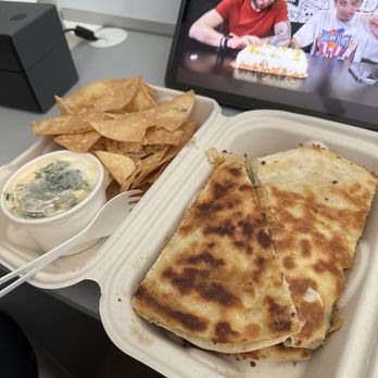Plomo Quesadilla Bar - Mexican Near Me - Dallas, Texas Plomo Quesadilla Bar - Mexican Near Me - Dallas, Texas