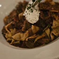 Jillians - Stroganoff Con Parpadelle