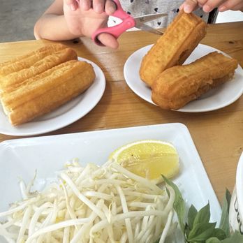 Pho Ga Hai Van 2 - Anaheim - Breadsticks - Vietnamese Near Me - Anaheim, California