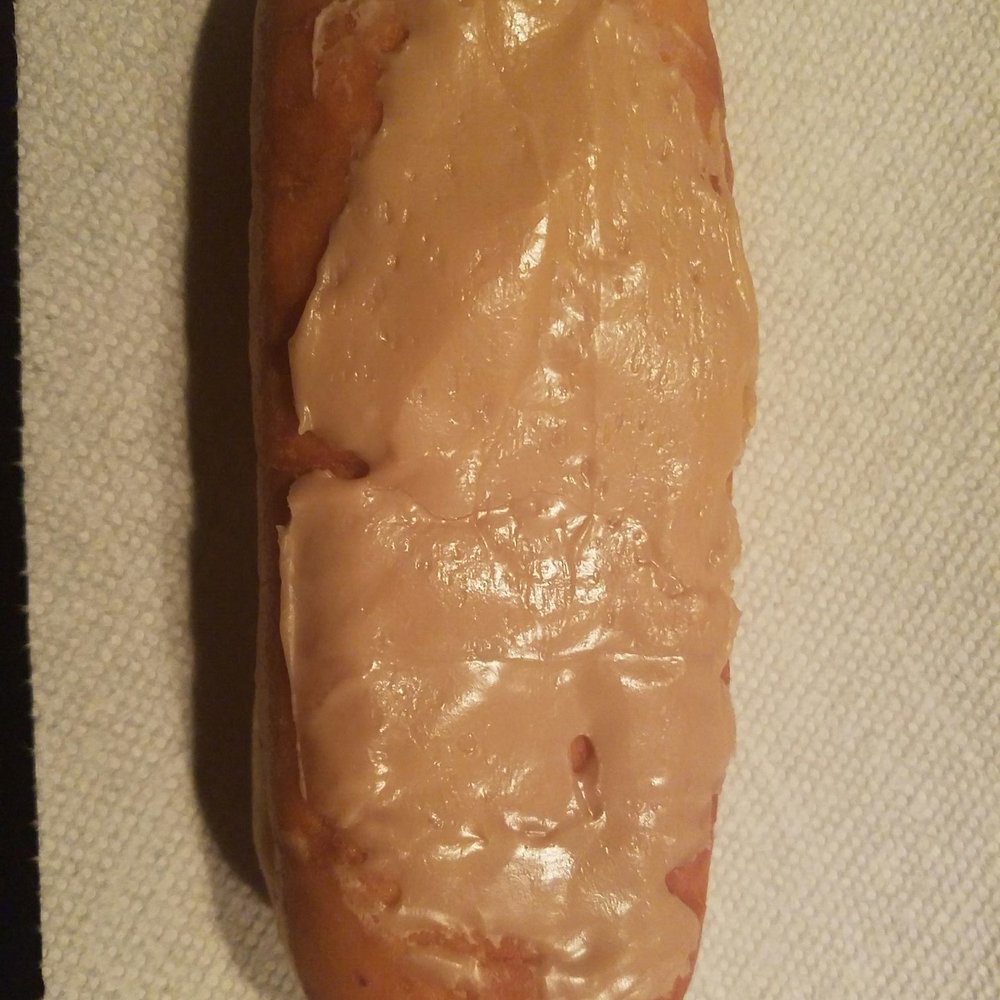 There's way too much icing on this thing, not! There's way too much icing on this thing, not!