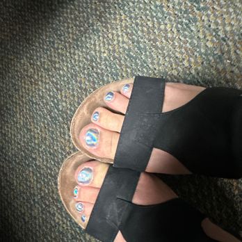 INail & Spa - Toe nails with gel pedicure - Eyebrow Services Near Me - Albuquerque, New Mexico