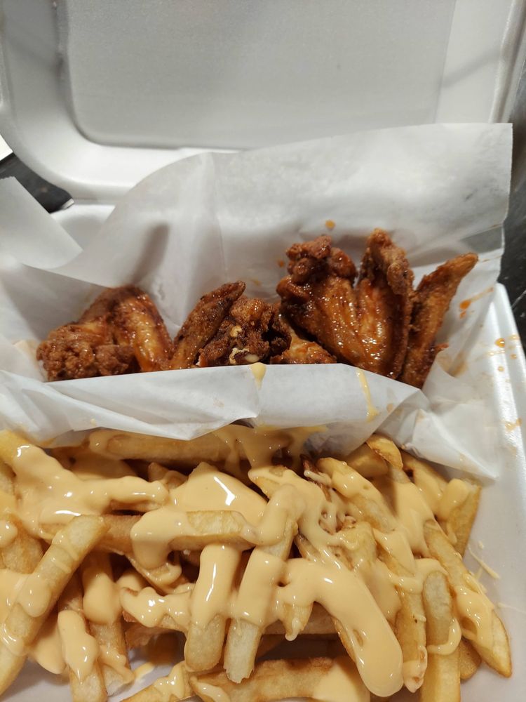 Honey Bites Delight's Logo