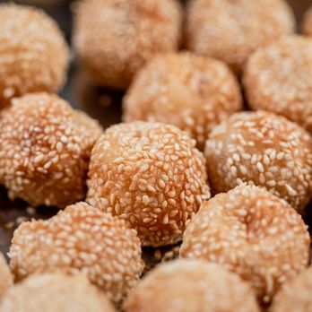 Ling's Buffet - a tray of sesame balls - Chinese Near Me - Lakeland, Florida