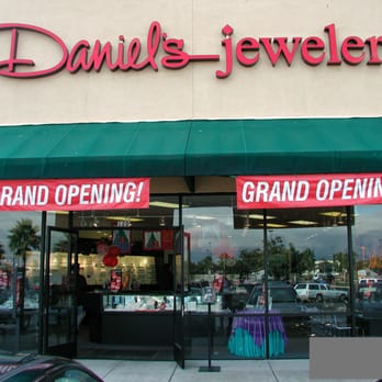 Daniel's Jewelers - Jewelry Near Me - Oxnard, California Daniel's Jewelers - Jewelry Near Me - Oxnard, California