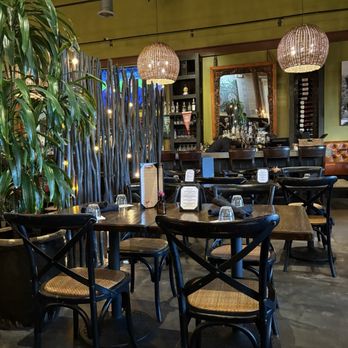 Red Table - Indoor Seating - Gastropubs Near Me - Huntington Beach, California Red Table - Indoor Seating - Gastropubs Near Me - Huntington Beach, California