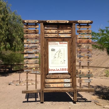 Calico Ghost Town - Entrance sign! - Parks Near Me - Yermo, California Calico Ghost Town - Entrance sign! - Parks Near Me - Yermo, California