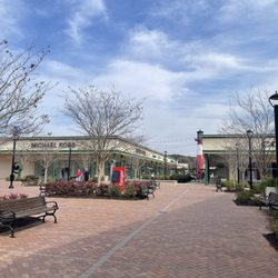 Tanger Outlets Savannah
