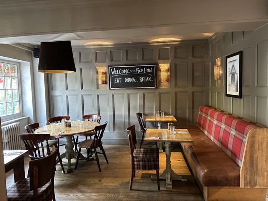 The Red Lion by null