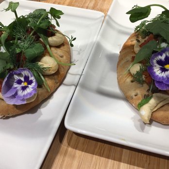 De Bijenkorf Kitchen - Cafes Near Me - Amsterdam, New Hampshire