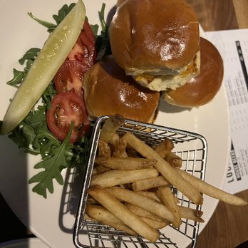 Yard House - Classic Sliders - comes with 4 mini burgers and a side of fries - Vegetarian Near Me - Gaithersburg, Maryland