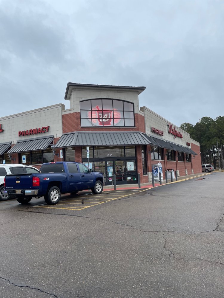 WALGREENS 1790 W Government St, Brandon, Mississippi Cosmetics