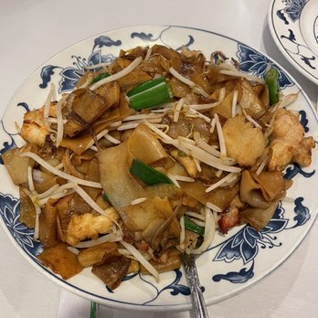 Canton Cooks - House Chow Fun - Cantonese Near Me - Atlanta, Georgia
