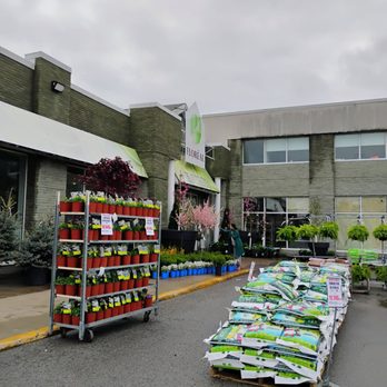 Centre de Jardin Floreal - Front of the store - Nurseries & Gardening Near Me - Laval, Quebec