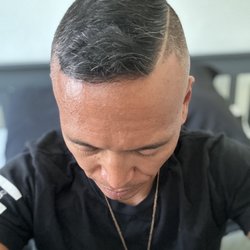 Moe's Barbershop