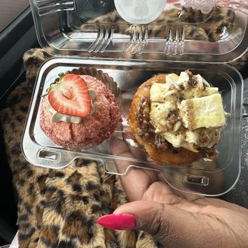 Sistahs' Sweets - Desserts Near Me - Baltimore, Maryland